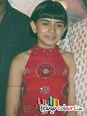 Hansika Childhood