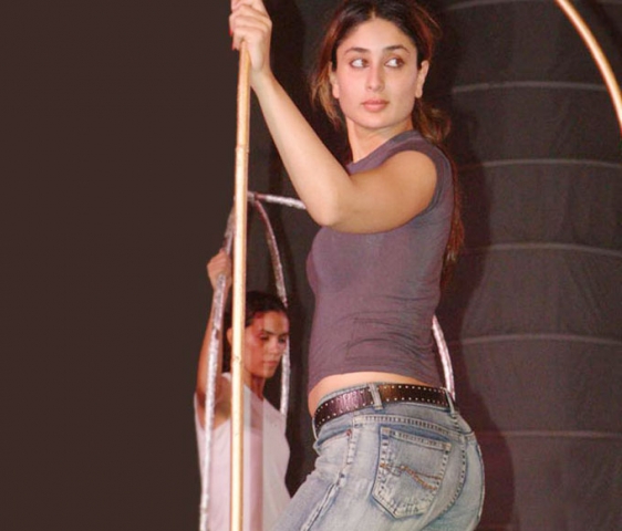 Kareena Kapoor Navel pics