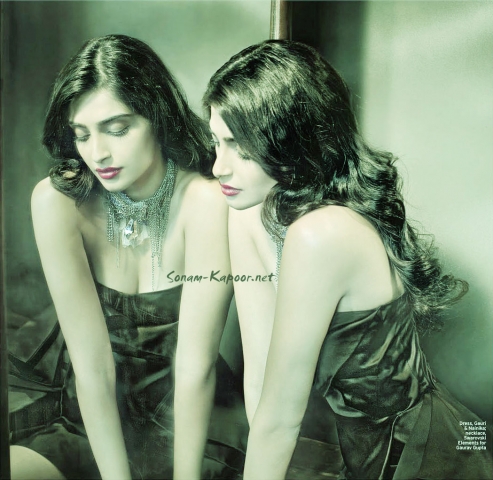 Sonam Kapoor Bikini pics